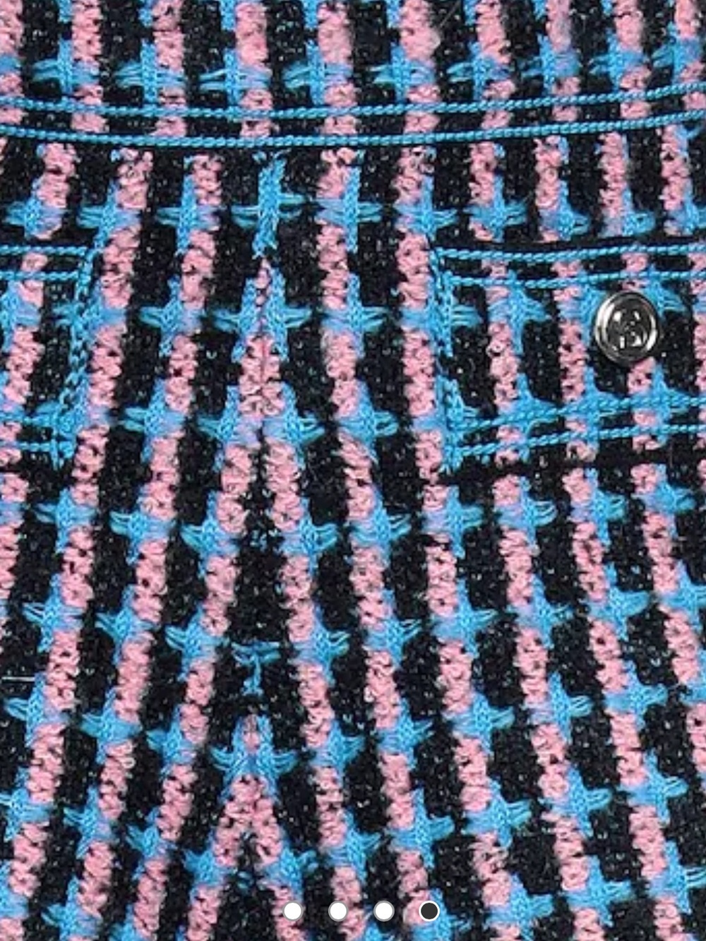 SANDRO
Button-Detailed Bouclé-Tweed
Shorts
£219.00 - Picture 7 of 7